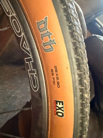Used Specialized p4 Custom Other 2023 Mountainbike, Red — image 6 of 16