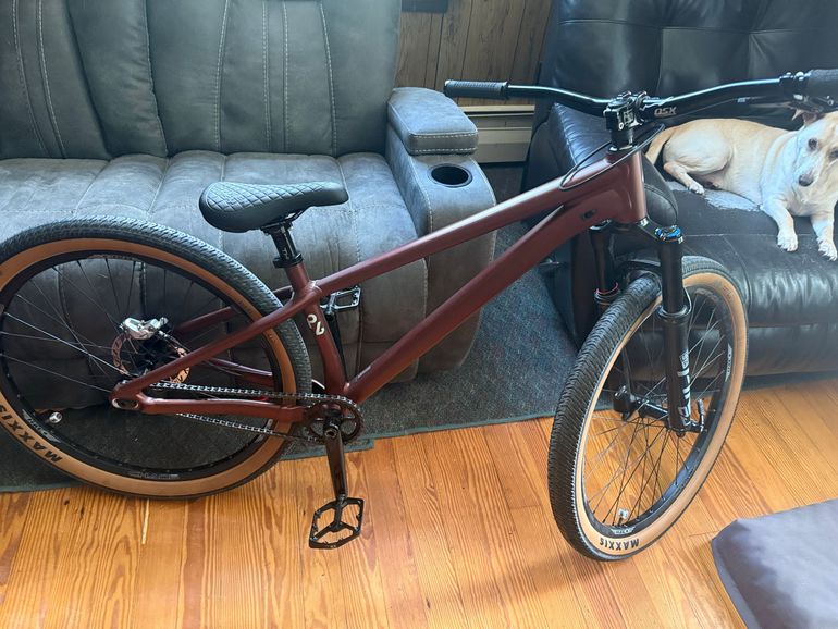Used Specialized p4 Custom Other 2023 Mountainbike, Red — image 2 of 16