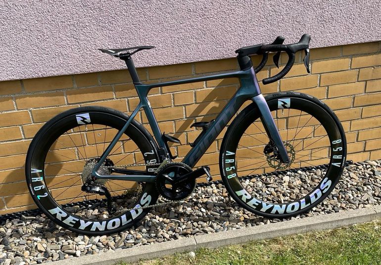 Giant Propel Advanced 1 2025 2025 Road & Gravel usato, Blu — immagine 3 di 13
