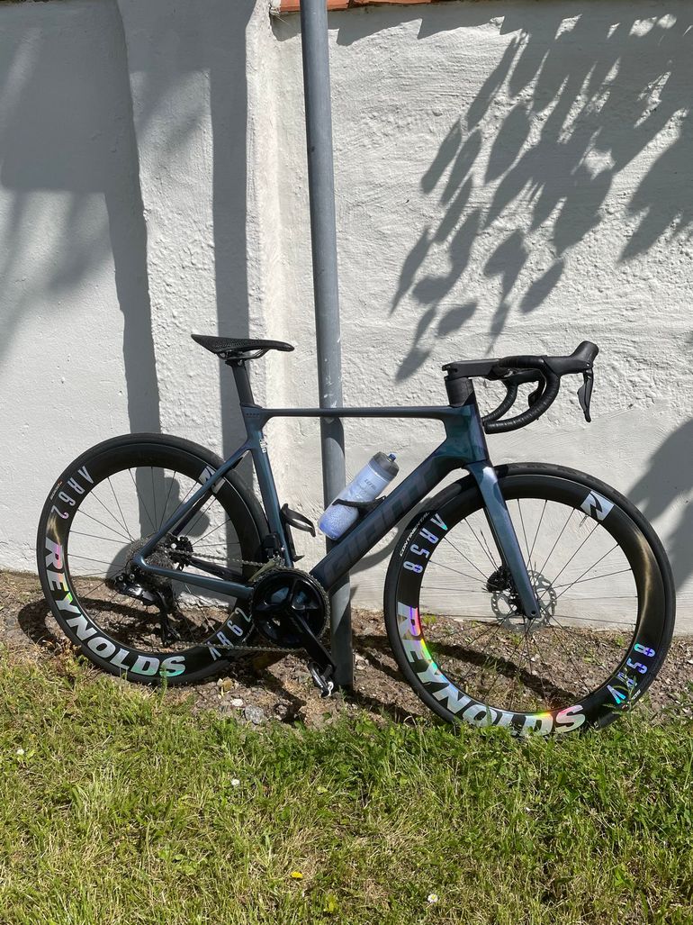 Giant Propel Advanced 1 2025 2025 Road & Gravel usato, Blu — immagine 12 di 13