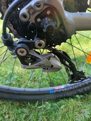 Used Trek X-Caliber 7 2018 2018 Mountainbike, Light Gray, 27.5, 29 — image 3 of 5