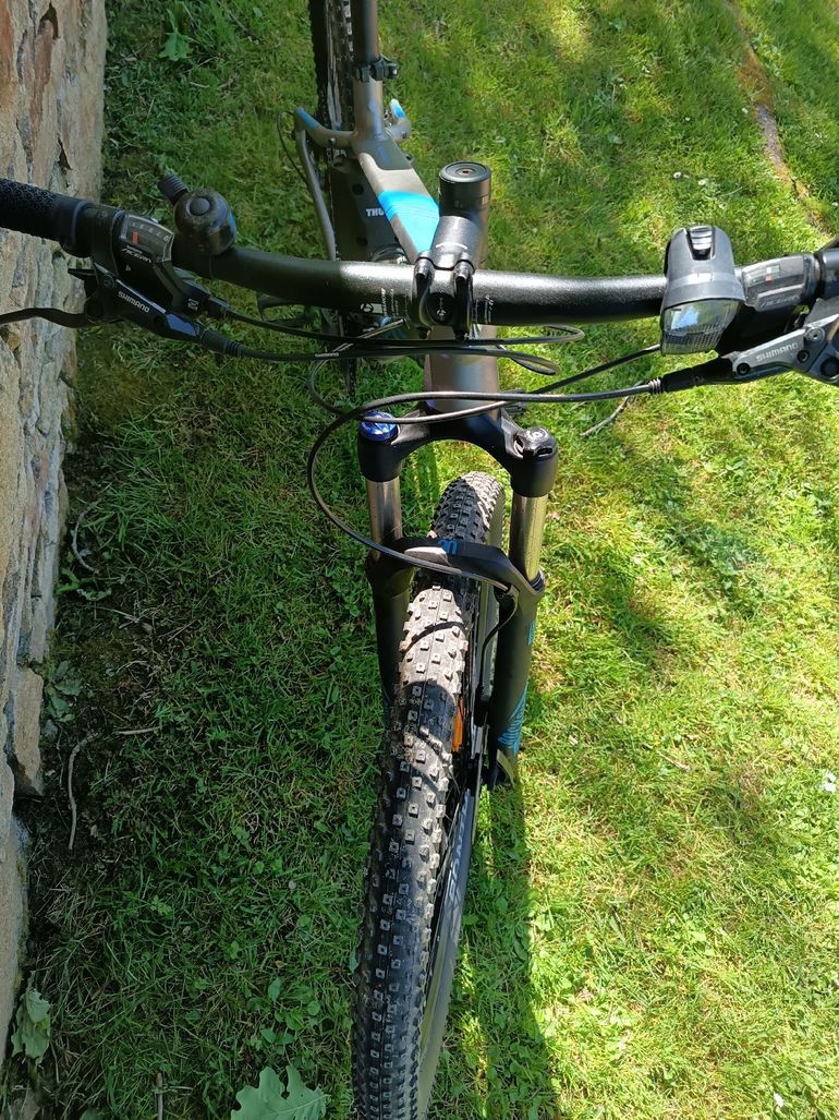 Used Trek X-Caliber 7 2018 2018 Mountainbike, Light Gray, 27.5, 29 — image 4 of 5