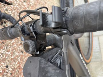 Używany Specialized Diverge Comp Carbon 2022 2022 Road & Gravel — zdjęcie 5 z 16