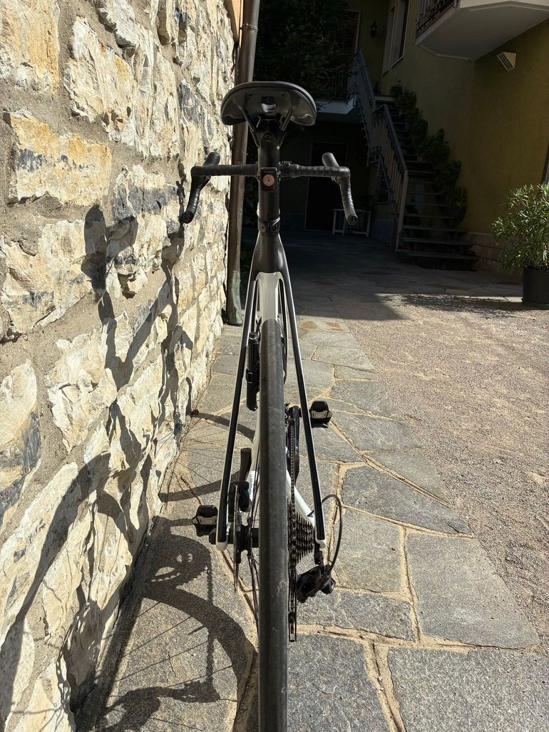 Brugt Trek Émonda SL 5 2024 2024 Road & Gravel — billede 10 af 13