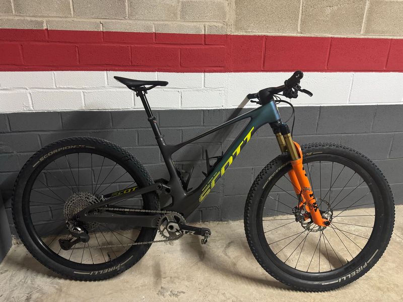 Tweedehands Scott Spark RC World Cup 2023 2023 MTB
