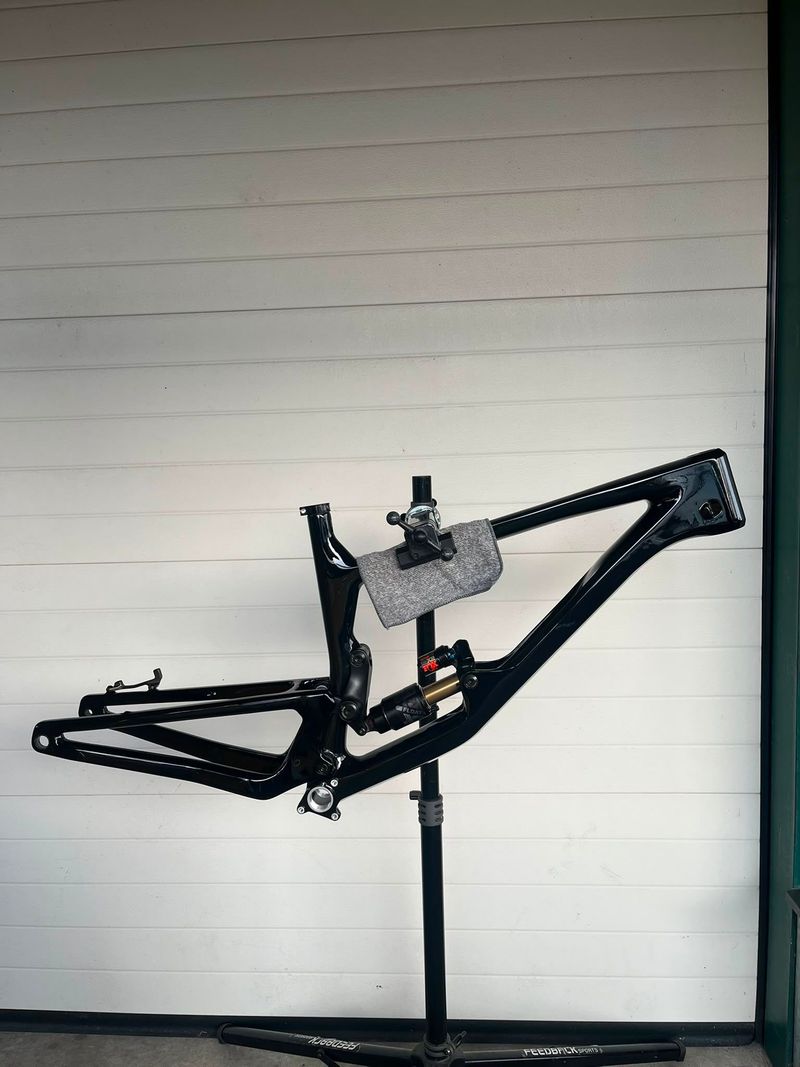 Used Nukeproof Giga 290 Carbon Frame 2022 Frameset 2022 MTB