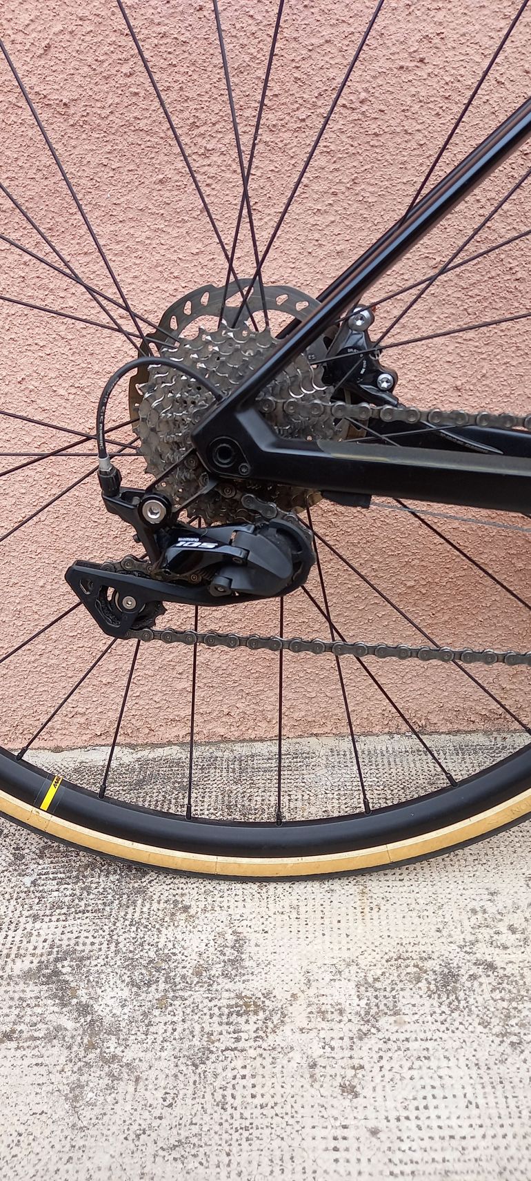 Used BMC Roadmachine FOUR 2021 2021 Road & Gravel, Black — image 7 of 7