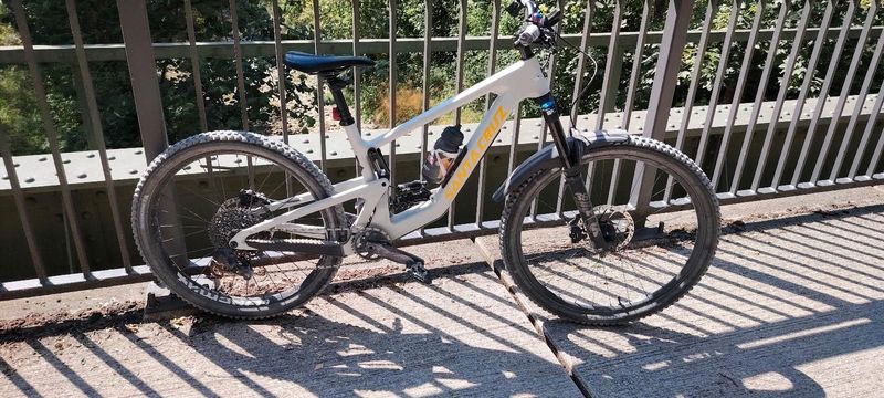 Použité Santa Cruz Bronson C 2023 MTB
