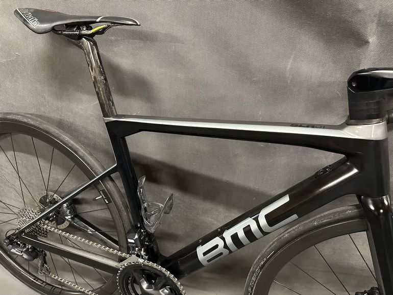 Brugt BMC Teammachine SLR01 DISC ONE 2018 2018 Road & Gravel — billede 3 af 14