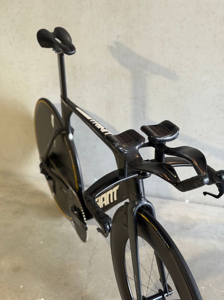 Used Giant Trinity Pro (EX TEAM CCC, GREG VAN AVERMAAT!) Rim Brake, Dura Ace 2019 Road & Gravel, Black — image 6 of 20