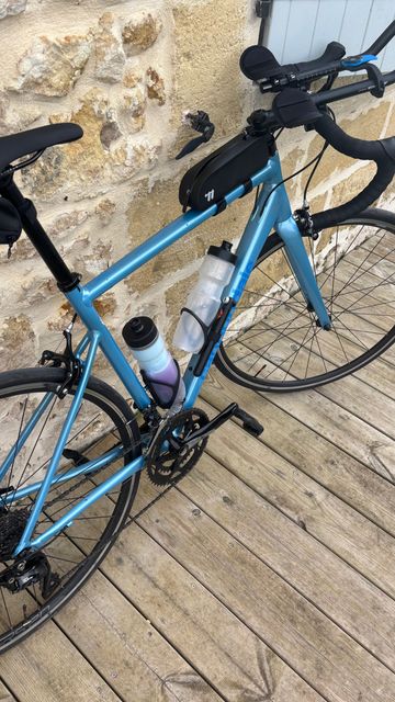 Używany Cannondale CAAD Optimo 1 2023 2023 Road & Gravel — zdjęcie 2 z 8