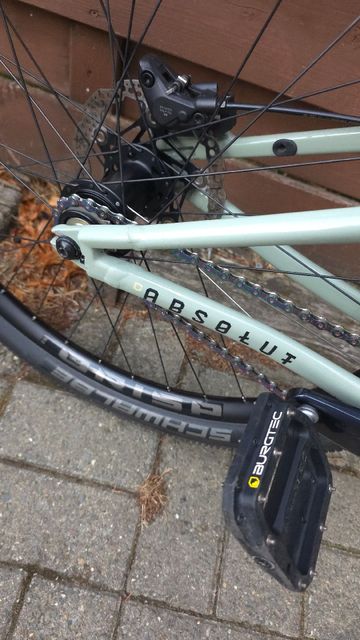 Used Commencal ABSOLUT 2021 2021 Mountainbike, Green, 26 — image 4 of 8