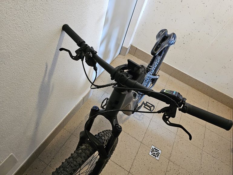 Brugt CUBE Reaction Hybrid 2022 Mountainbike — billede 6 af 6