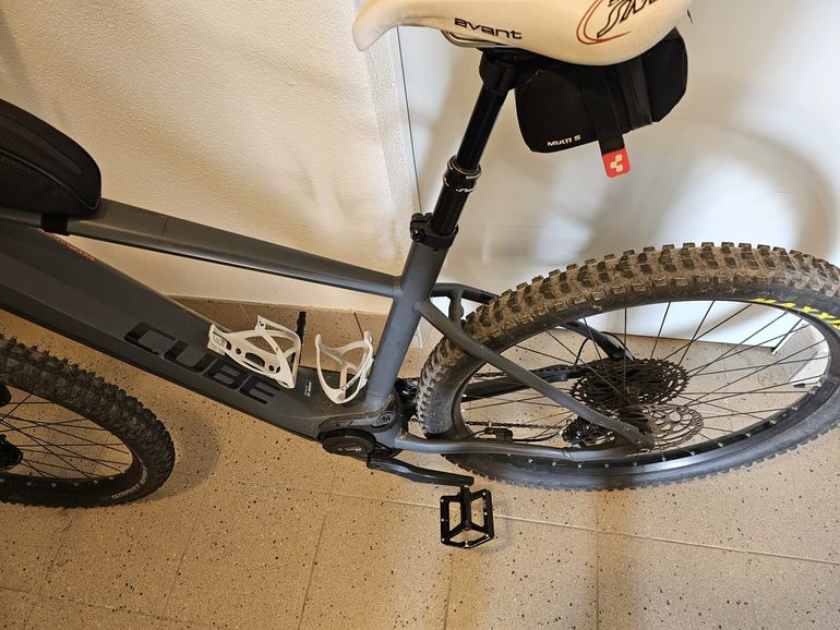 Brugt CUBE Reaction Hybrid 2022 Mountainbike — billede 3 af 6