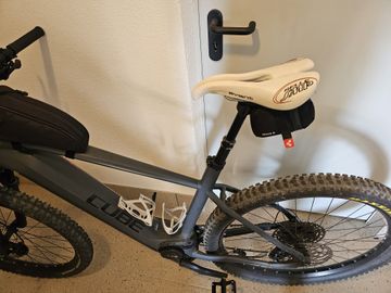 Brugt CUBE Reaction Hybrid 2022 Mountainbike — billede 2 af 6