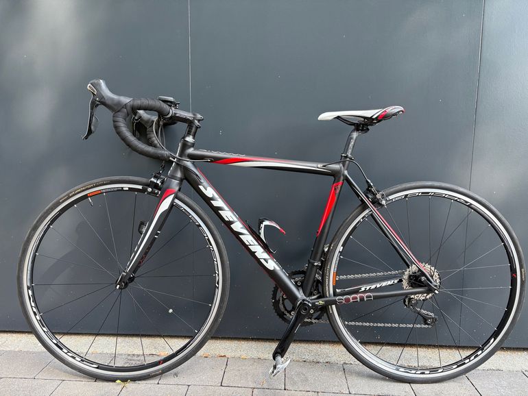 Used Stevens Custom Shimano 105 2015 Road & Gravel, Black — image 4 of 13