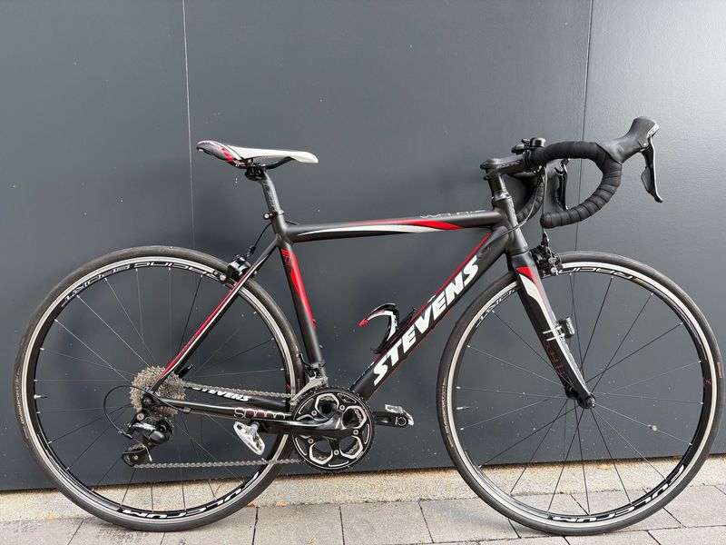 Used Stevens Custom Shimano 105 2015 Road & Gravel