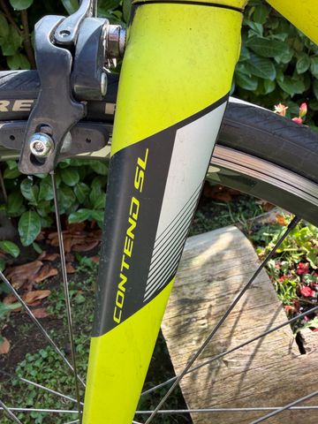 Used Giant Contend Shimano Tiagra 2017 Road & Gravel, Orange — image 4 of 8