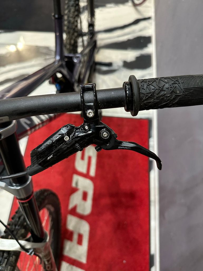 Używany Canyon Sender CFR Mullet 2022 2022 Mountainbike — zdjęcie 7 z 16
