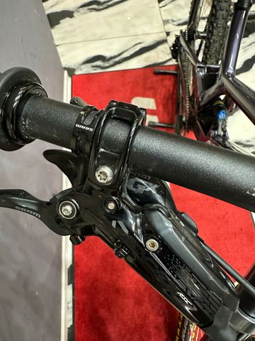 Używany Canyon Sender CFR Mullet 2022 2022 Mountainbike — zdjęcie 12 z 16