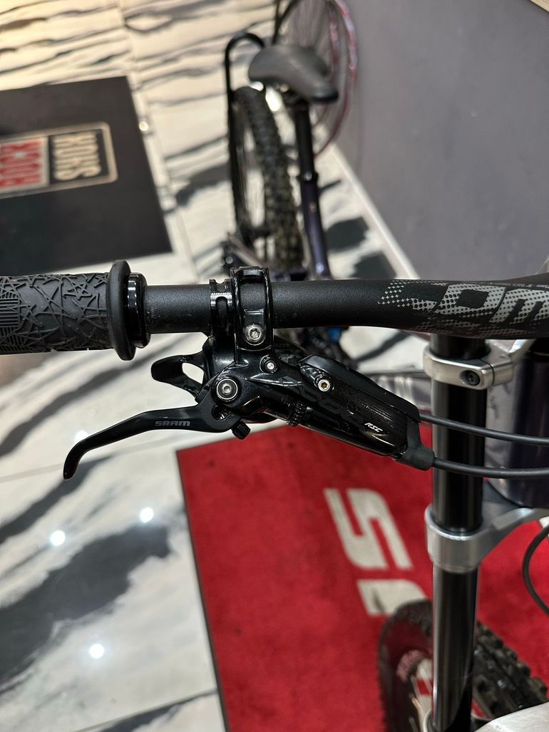 Używany Canyon Sender CFR Mullet 2022 2022 Mountainbike — zdjęcie 6 z 16