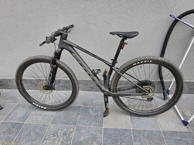 Used Scott Scale RC Comp 2025 2025 Mountainbike, Black, 29 — image 2 of 3