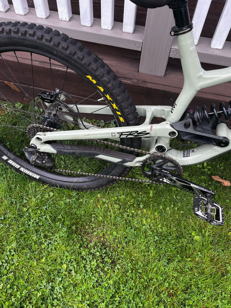 Used Commencal FRS SRAM XX1 Eagle AXS 2024 Mountainbike, Green — image 3 of 7