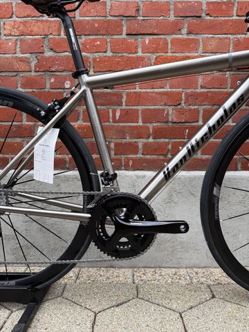 Van Nicholas NEW! Van Nicholas Boreas Titanium/Shimano 105 2x11/Vision Team 35/SLR/Size XS 2023 Road & Gravel usato, Grigio chiaro — immagine 3 di 17