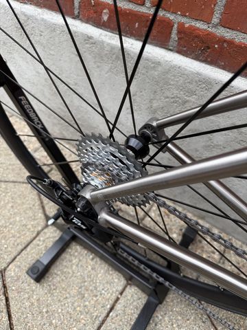 Van Nicholas NEW! Van Nicholas Boreas Titanium/Shimano 105 2x11/Vision Team 35/SLR/Size XS 2023 Road & Gravel usato, Grigio chiaro — immagine 10 di 17