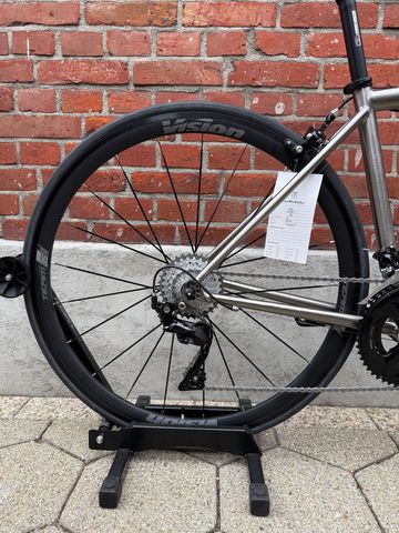 Van Nicholas NEW! Van Nicholas Boreas Titanium/Shimano 105 2x11/Vision Team 35/SLR/Size XS 2023 Road & Gravel usato, Grigio chiaro — immagine 2 di 17