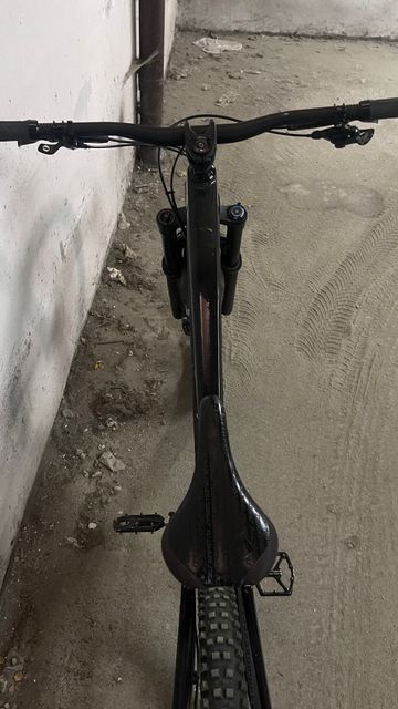 Použité Canyon Torque CF 7.0 2020 2020 Mountainbike — obrázek 7 z 11