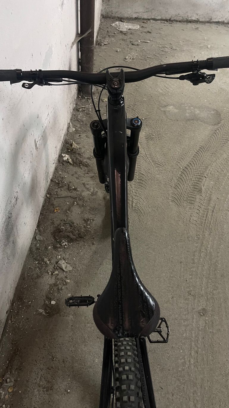 Použité Canyon Torque CF 7.0 2020 2020 Mountainbike — obrázek 7 z 11