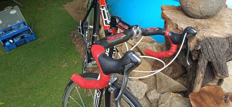 Used Focus Cayo Shimano Dura Ace kysirium sl 2013 Road & Gravel, Black — image 2 of 11