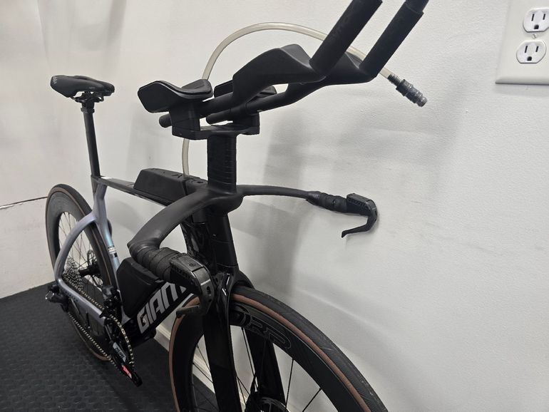 Used Giant Trinity Advanced SL 1 2025 2025 Road & Gravel, Black — image 11 of 19