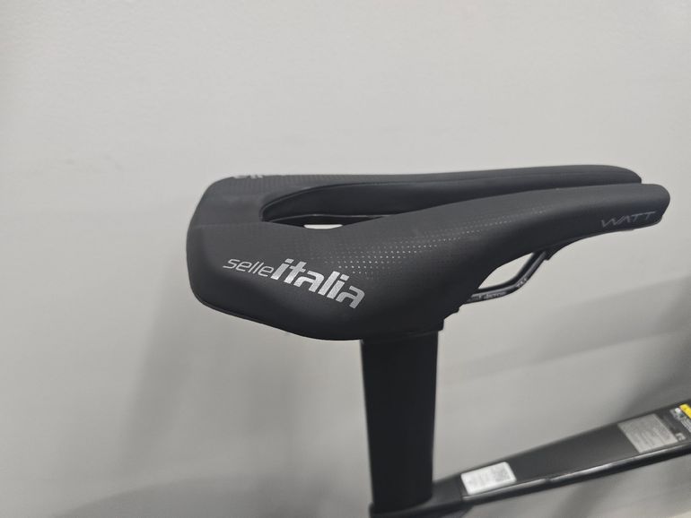 Used Giant Trinity Advanced SL 1 2025 2025 Road & Gravel, Black — image 7 of 19