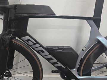 Used Giant Trinity Advanced SL 1 2025 2025 Road & Gravel, Black — image 13 of 19
