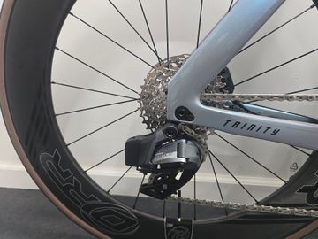 Used Giant Trinity Advanced SL 1 2025 2025 Road & Gravel, Black — image 4 of 19