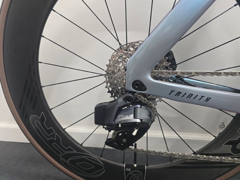 Used Giant Trinity Advanced SL 1 2025 2025 Road & Gravel, Black — image 4 of 19