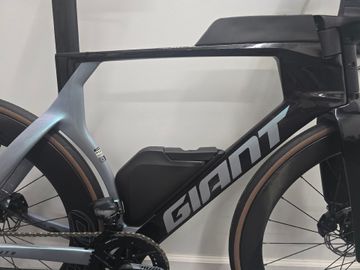 Used Giant Trinity Advanced SL 1 2025 2025 Road & Gravel, Black — image 2 of 19