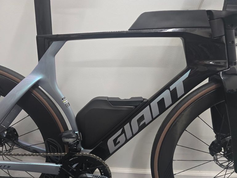 Used Giant Trinity Advanced SL 1 2025 2025 Road & Gravel, Black — image 2 of 19