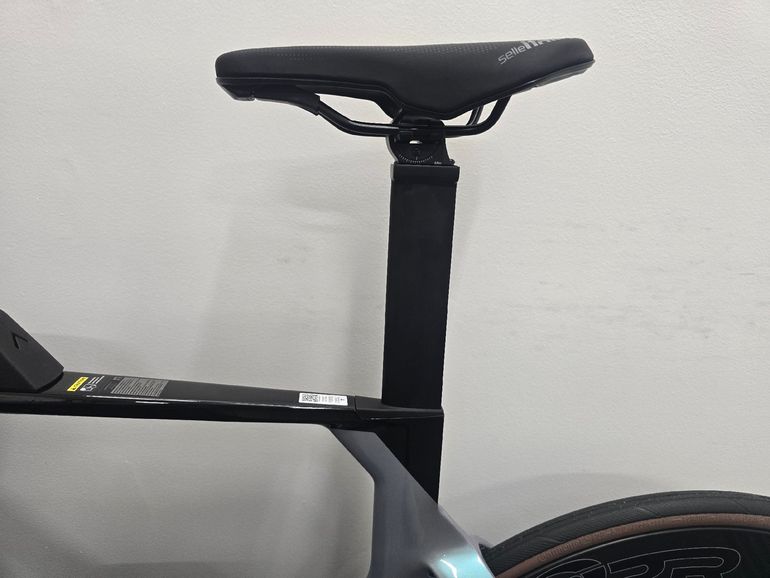 Used Giant Trinity Advanced SL 1 2025 2025 Road & Gravel, Black — image 16 of 19