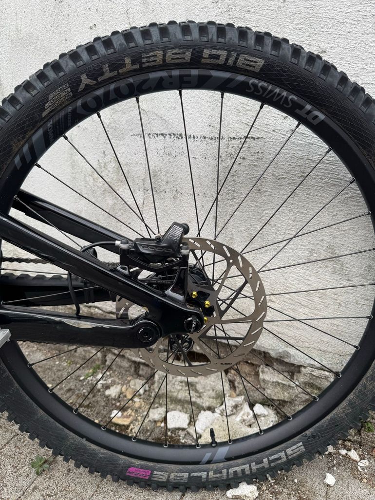 Použité Canyon Torque Mullet CF 7 2023 2023 Mountainbike — obrázek 8 z 16