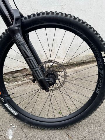 Použité Canyon Torque Mullet CF 7 2023 2023 Mountainbike — obrázek 10 z 16