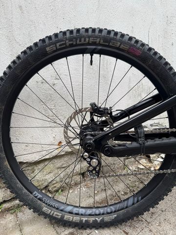 Použité Canyon Torque Mullet CF 7 2023 2023 Mountainbike — obrázek 9 z 16