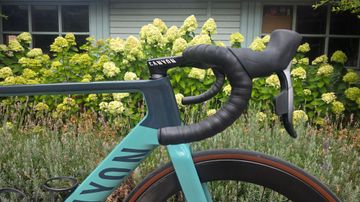 Brugt Canyon Aeroad CF SLX 8 eTap 2023 2023 Road & Gravel — billede 11 af 17