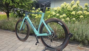 Brugt Canyon Aeroad CF SLX 8 eTap 2023 2023 Road & Gravel — billede 17 af 17