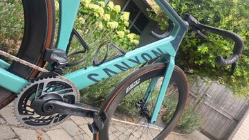 Brugt Canyon Aeroad CF SLX 8 eTap 2023 2023 Road & Gravel — billede 4 af 17