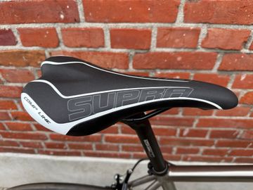 Van Nicholas NEW! Van Nicholas Boreas Titanium/Shimano 105 2x11/DT-Swiss R460/SLR crb/Size XL 2023 Road & Gravel usato, Grigio chiaro — immagine 9 di 17