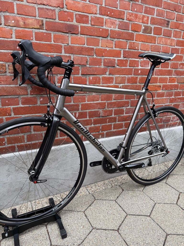 Van Nicholas NEW! Van Nicholas Boreas Titanium/Shimano 105 2x11/DT-Swiss R460/SLR crb/Size XL 2023 Road & Gravel usato, Grigio chiaro — immagine 12 di 17