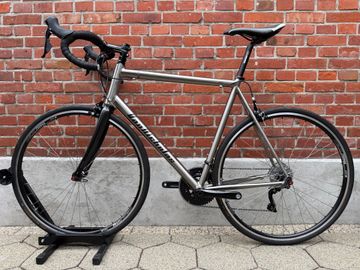 Van Nicholas NEW! Van Nicholas Boreas Titanium/Shimano 105 2x11/DT-Swiss R460/SLR crb/Size XL 2023 Road & Gravel usato, Grigio chiaro — immagine 11 di 17